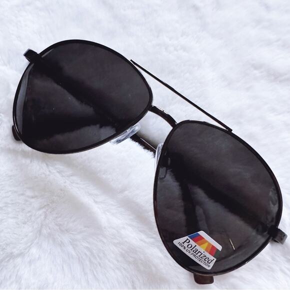 Irene Black w/Gunmetal Rims Stylish Polarized Sunglasses - Picture 2 of 12